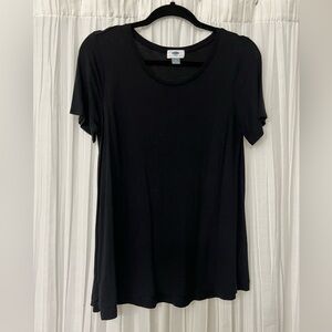 Old Navy black short sleeve tee
